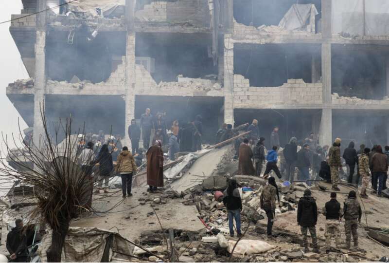 叙利亚北部、中西部等多地房屋垮塌.jpg